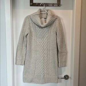 Banana Republic light grey Cowl Neck Long Sweater